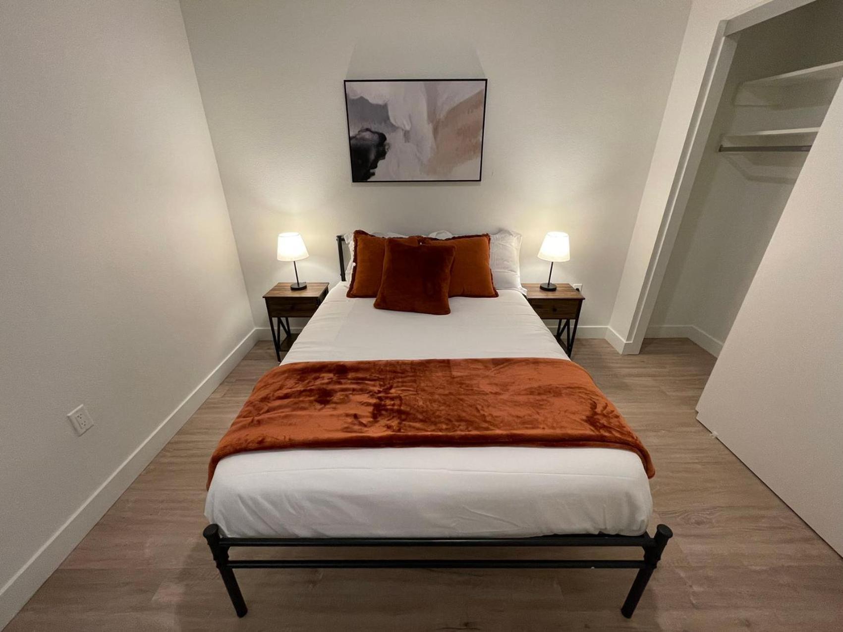 Stylish Downtown La Getaway - Prime Location On Wilshire Blvd! 2 Bedroom 1 Bath Los Ángeles