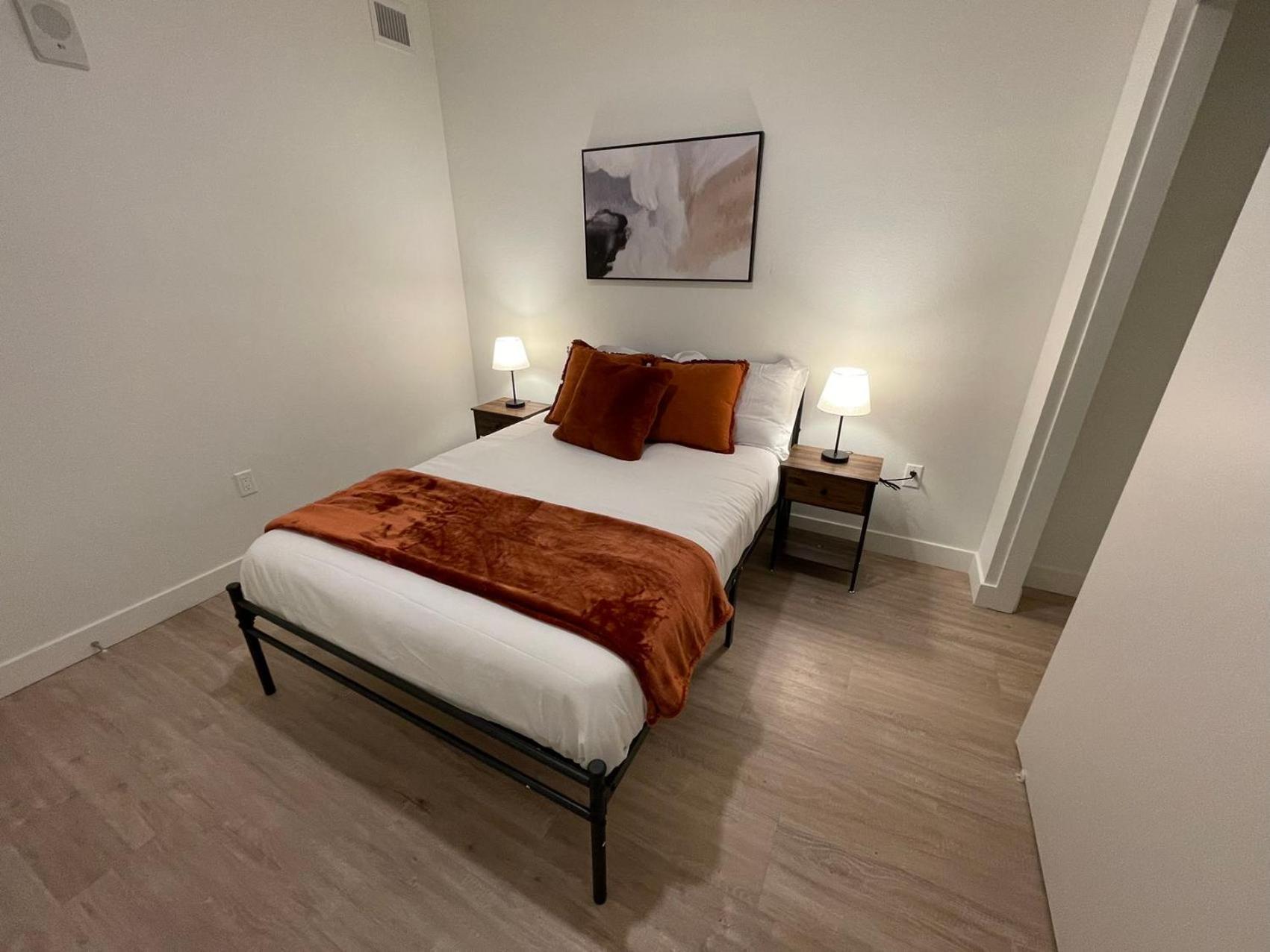 Stylish Downtown La Getaway - Prime Location On Wilshire Blvd! 2 Bedroom 1 Bath Los Ángeles
