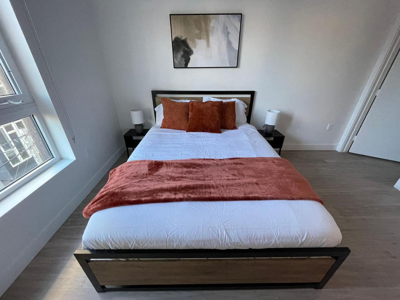 Hotel Stylish Downtown La Getaway - Prime Location On Wilshire Blvd! 2 Bedroom 1 Bath 4*