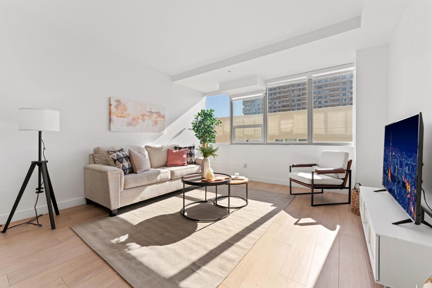 Hotel Stylish Downtown La Getaway - Prime Location On Wilshire Blvd! 2 Bedroom 1 Bath