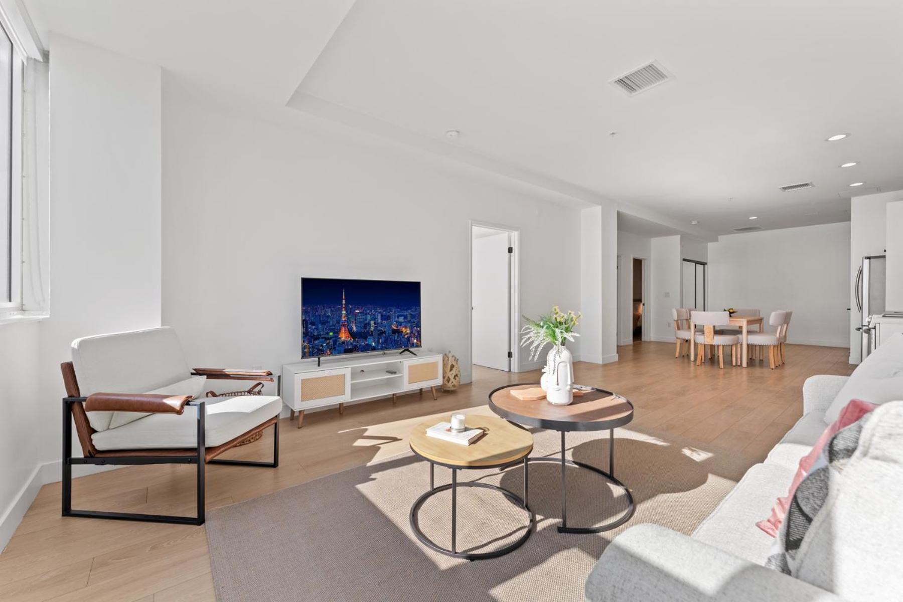 Stylish Downtown La Getaway - Prime Location On Wilshire Blvd! 2 Bedroom 1 Bath Los Ángeles